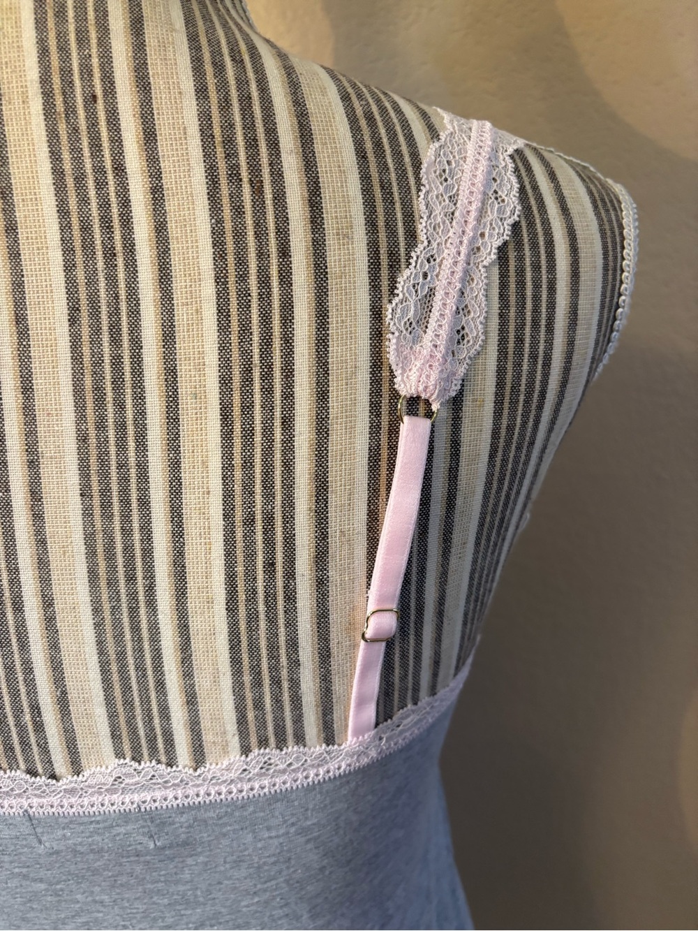 NWT LoveShackFancy X VS PINK Cami Medium Gray Pink Bow Lace Trim Tank Cotton NEW - Picture 9 of 16